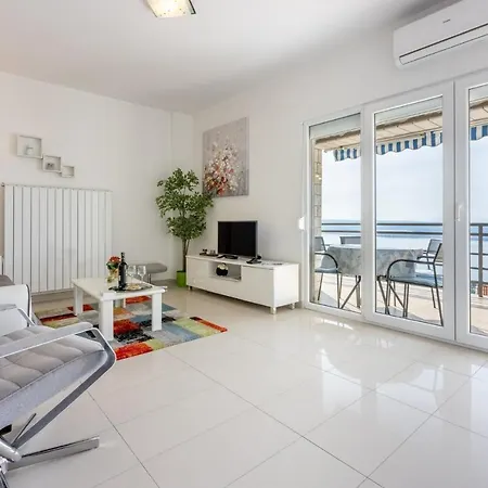 Mirjana Jelicic Apartment