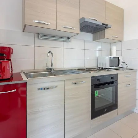 Mirjana Jelicic Apartment Dramalj