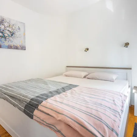 Mirjana Jelicic * Dramalj