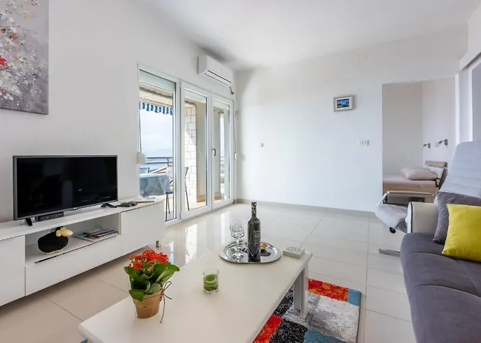 Mirjana Jelicic Apartment *